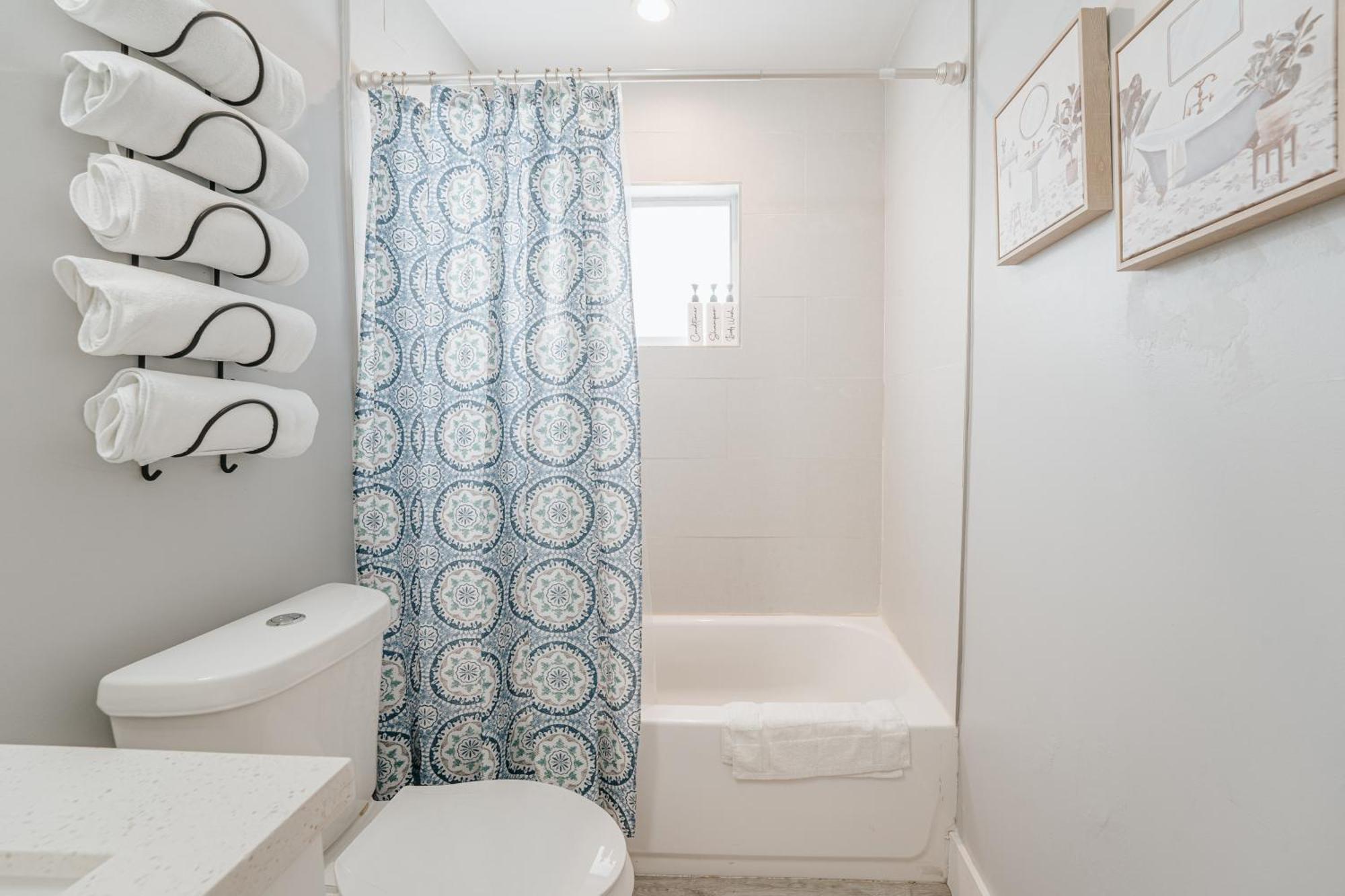 Home With A Pool Close To Beach And Fll Airport Pool Heated October- March Fort Lauderdale Buitenkant foto