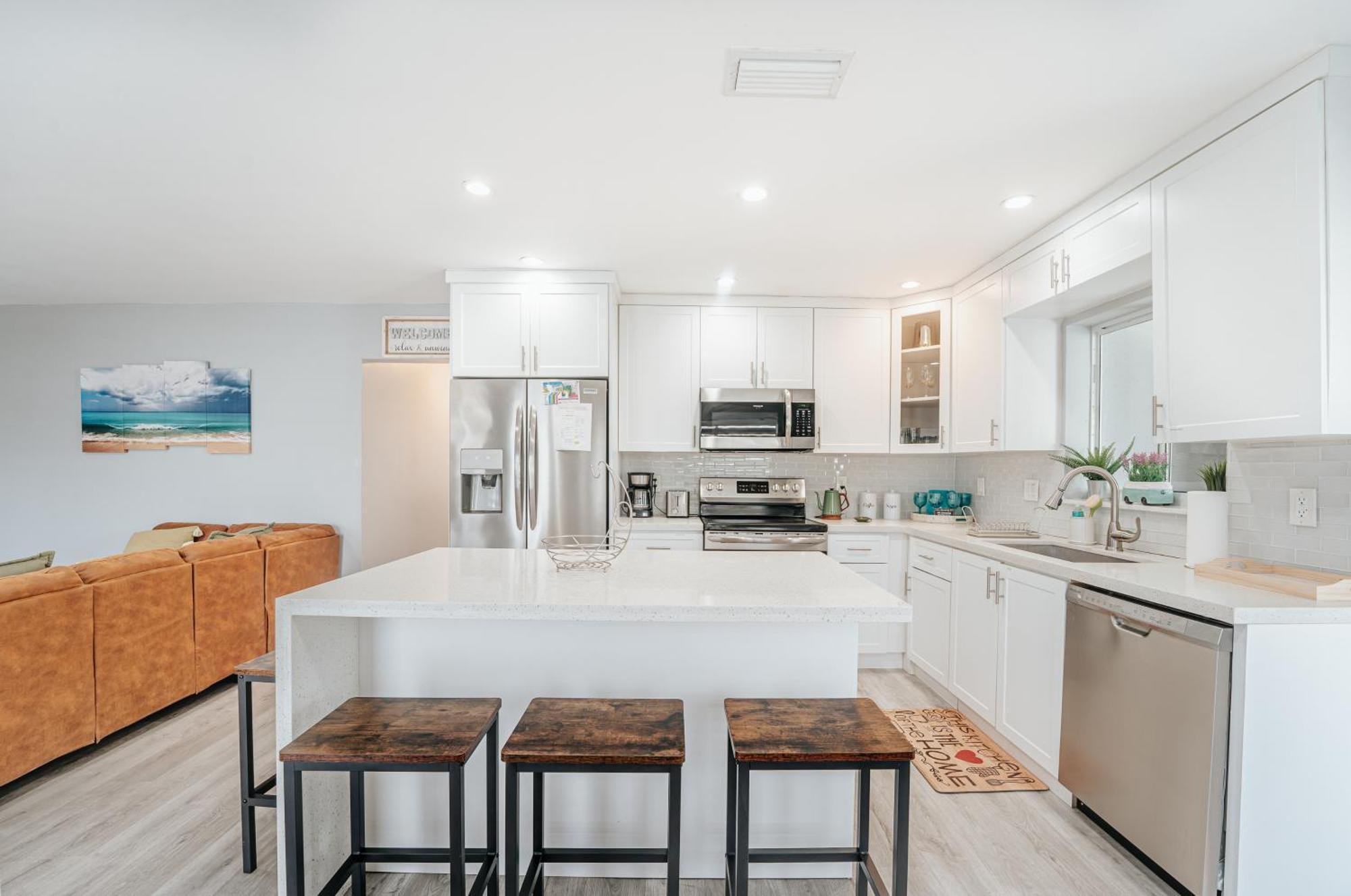 Home With A Pool Close To Beach And Fll Airport Pool Heated October- March Fort Lauderdale Buitenkant foto